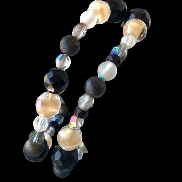 Vintage artisan made glass beaded bracelet black beige ab crystal silver clasp - Picture 6 of 11